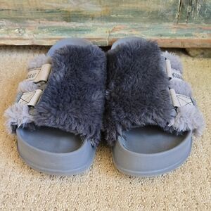 Kuailu Plush Slippers